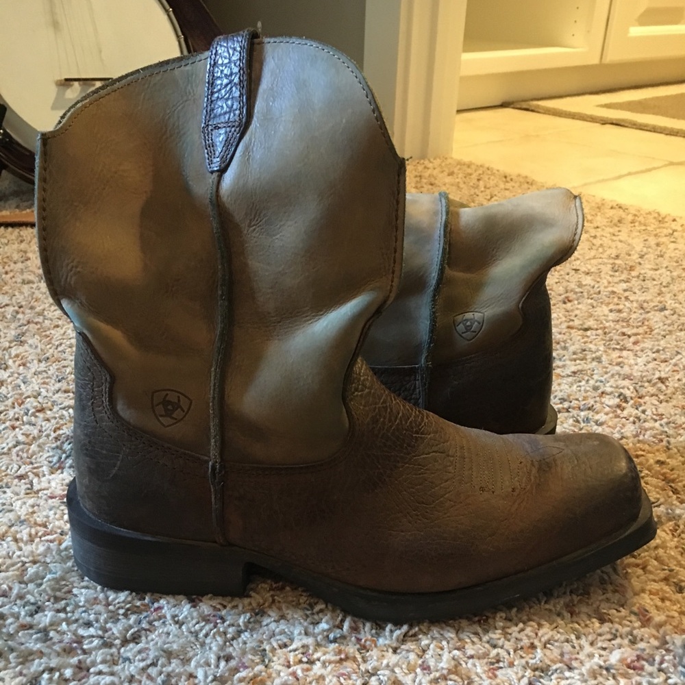 Men’s Ariat Rambler Squaretoe cowboy boot 11.5D